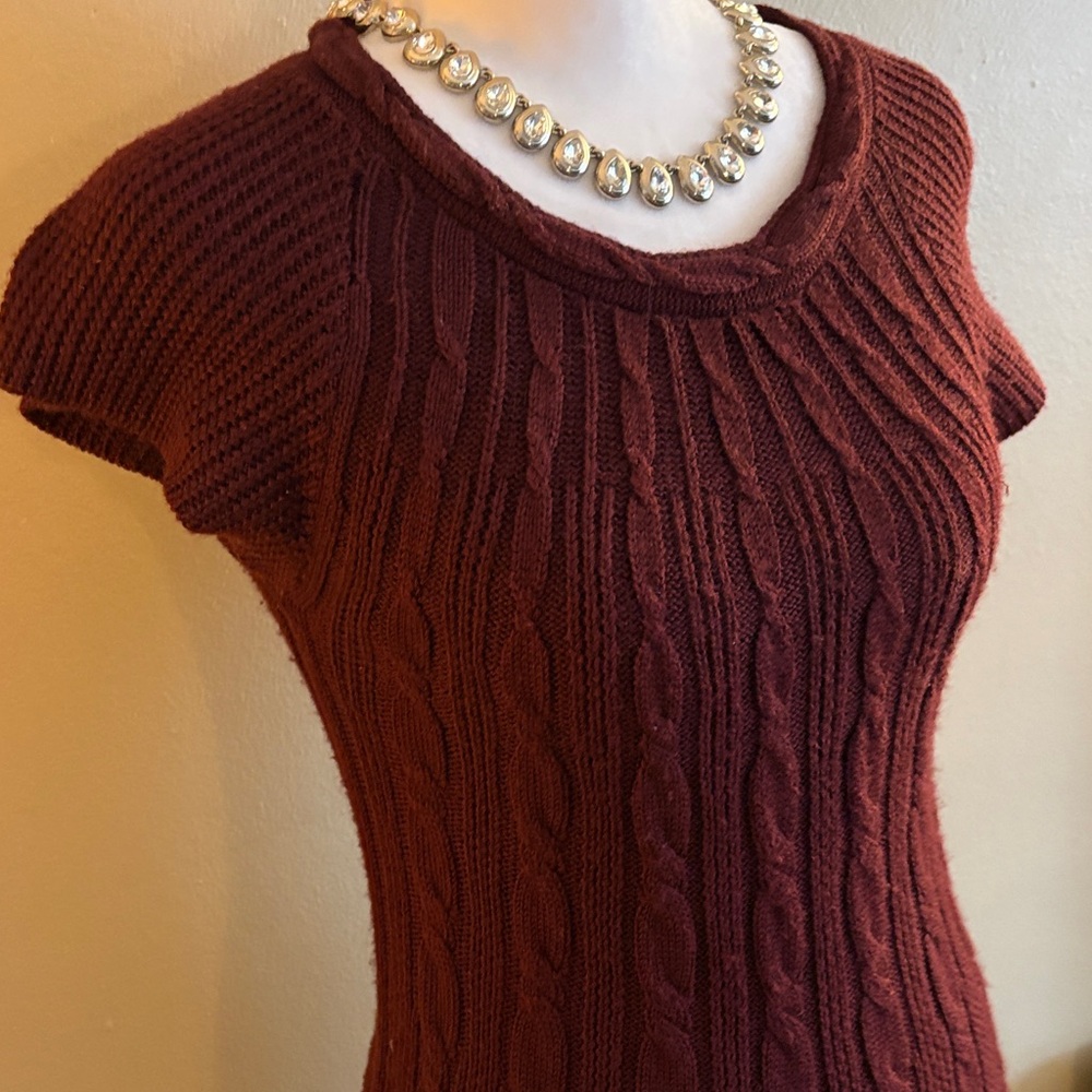 6/$20 Calvin Klein Elegant Burgundy Knit Dress XS - Picture 3 of 8